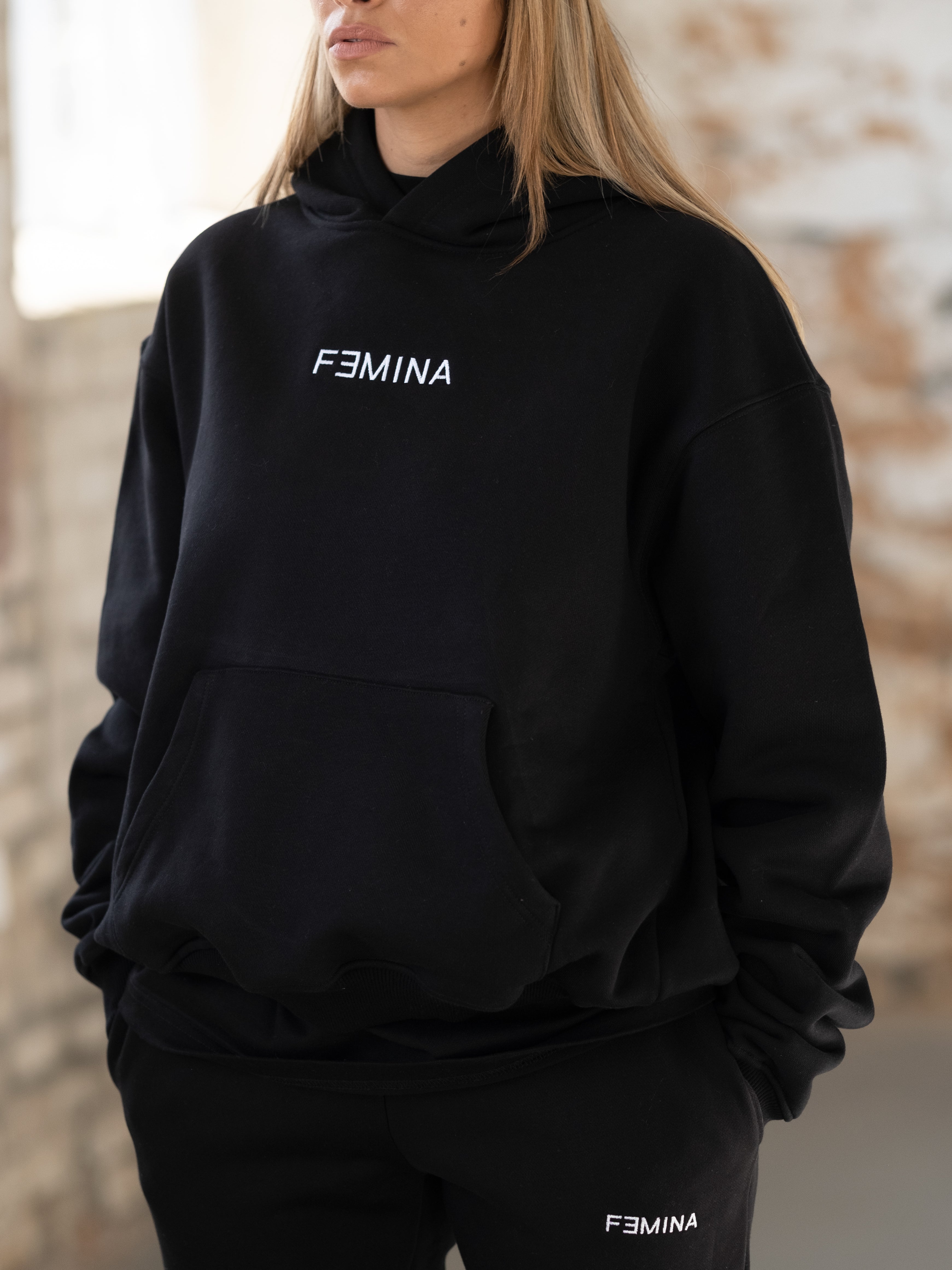 FƎMINA CLASSIC HOODIE