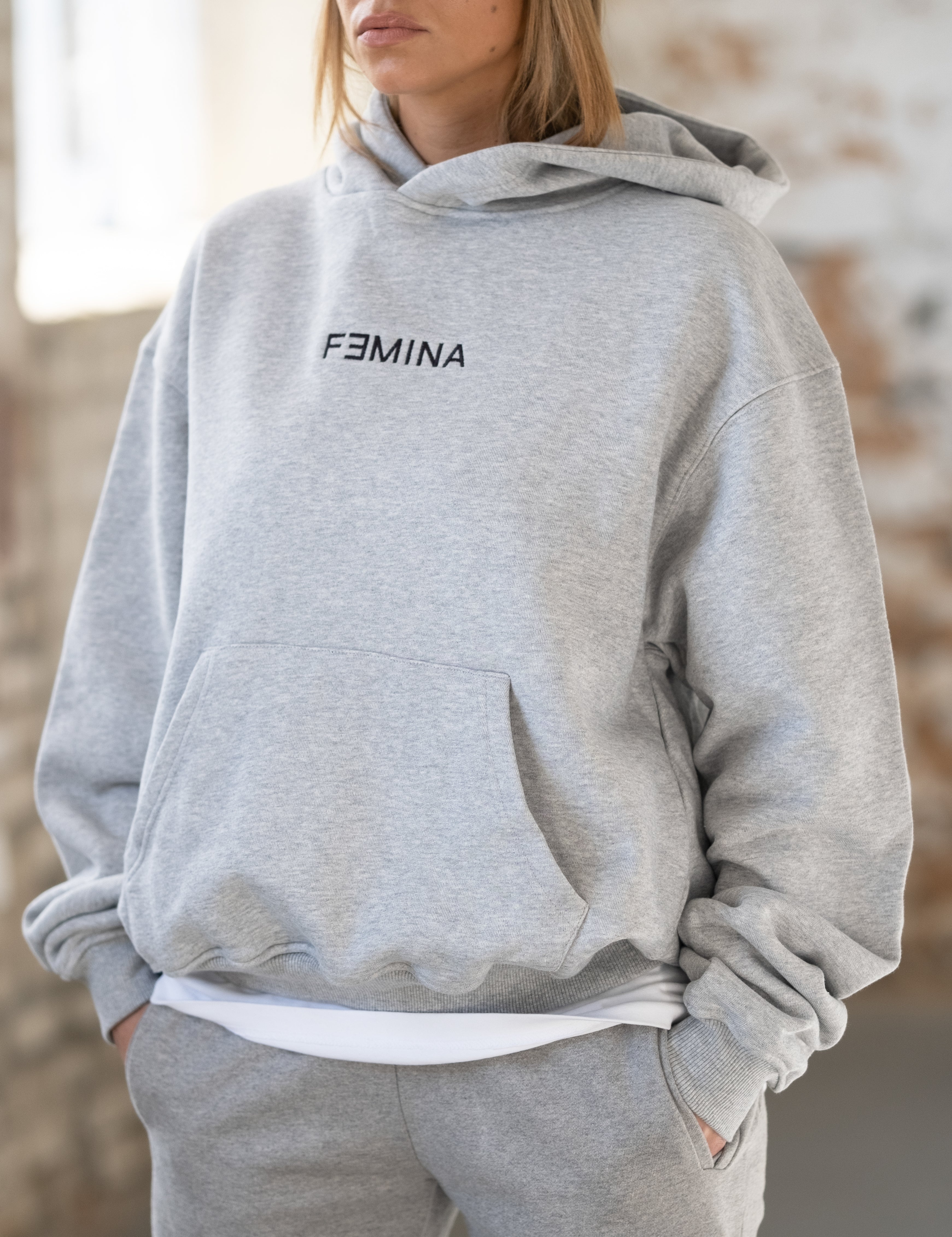 FƎMINA CLASSIC HOODIE
