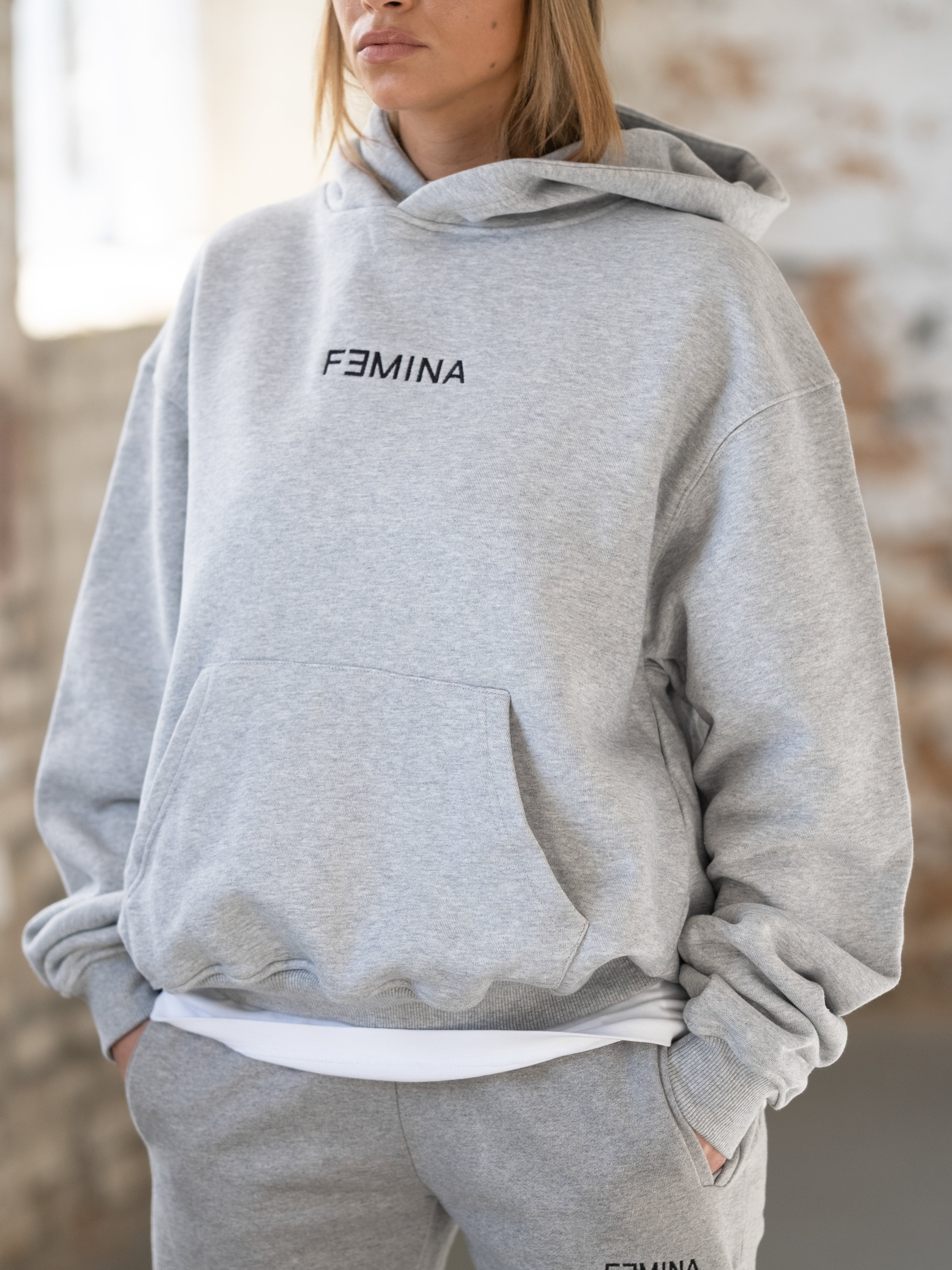 FƎMINA CLASSIC HOODIE