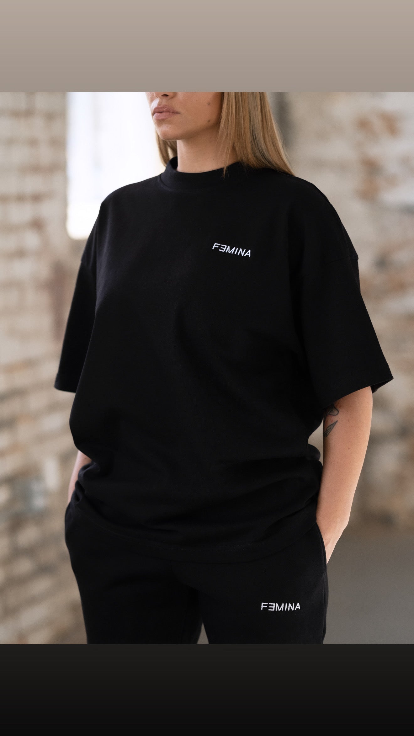 FƎMINA ESSENTIAL TEE