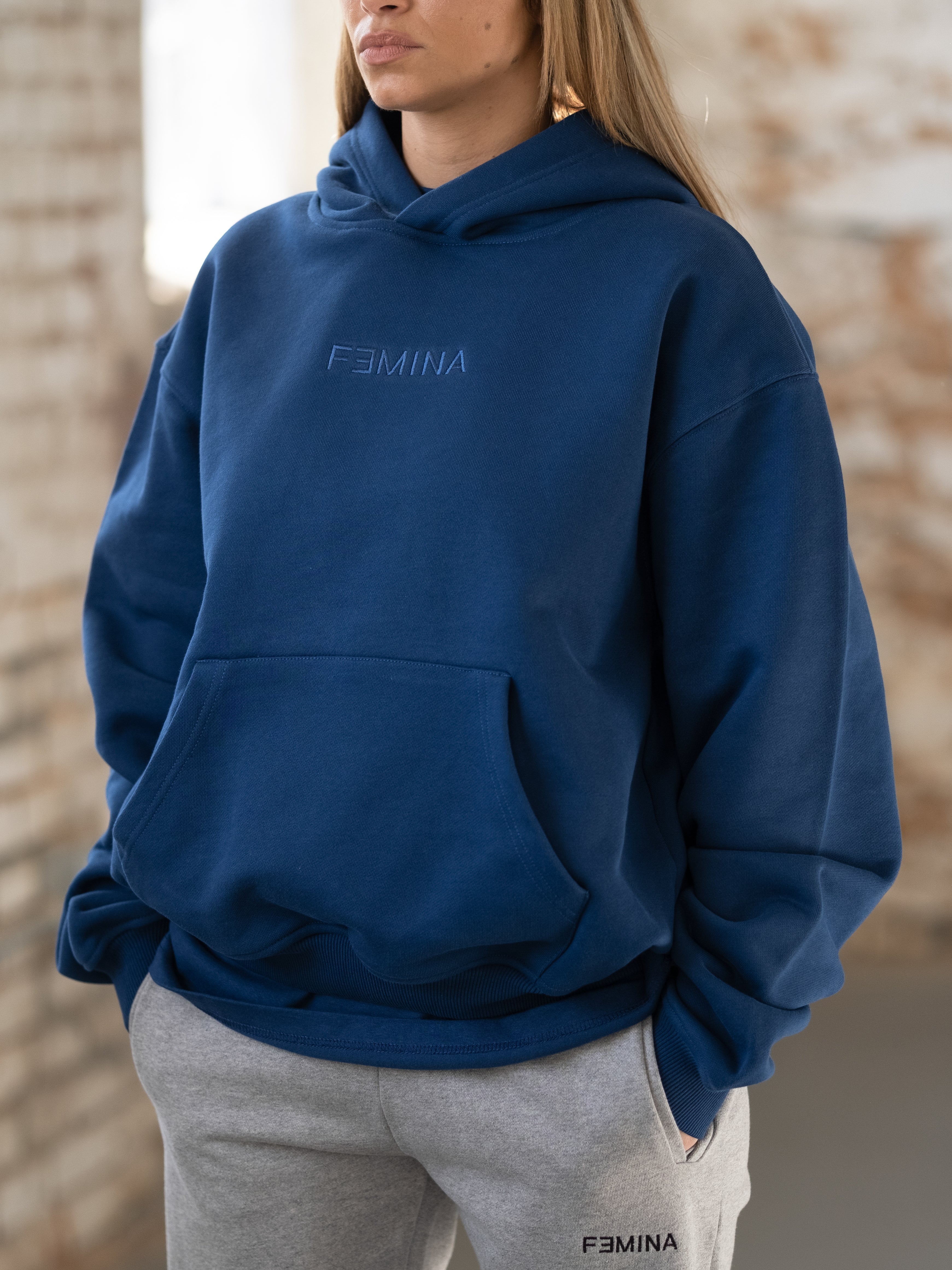 FƎMINA CLASSIC HOODIE