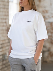 FƎMINA ESSENTIAL TEE