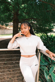 FƎMINA ESSENTIAL SWEATSHIRT CROP